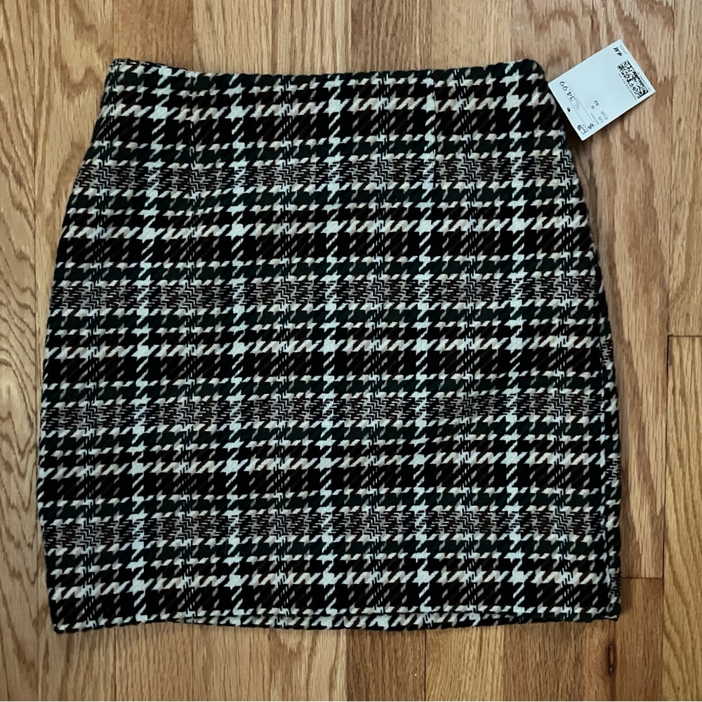 H&M NWT plaid wool blend miniskirt